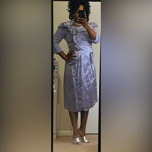 Lily & Taylor Iridescent Taffeta Rosette W/AB Brooch Tea Length Dress, 10